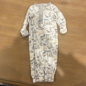 Magnetic me baby gown